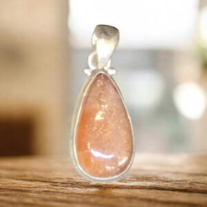 Pendentif en Pierre du Soleil et argent 925