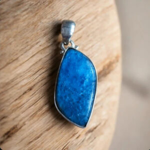 Pendentif Apatite Bleue et Argent