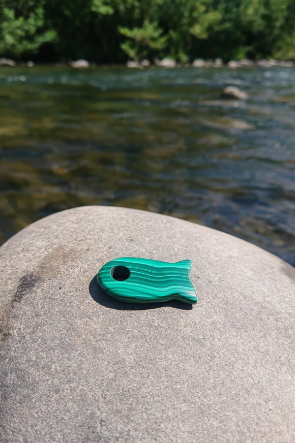 Pendentif en Malachite en forme de Poisson