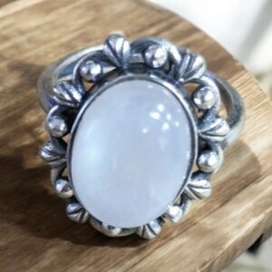 Bague Fleur en Pierre de Lune & Argent